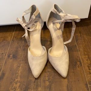 Bowtie - wrap around heels